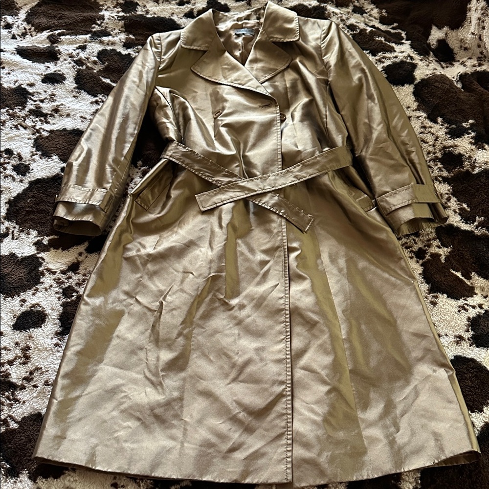 Vestima Spa Gold Trench Coat